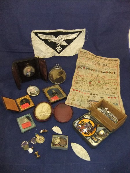 A box of assorted miscellaneous sundry items to include silver photograph frame,