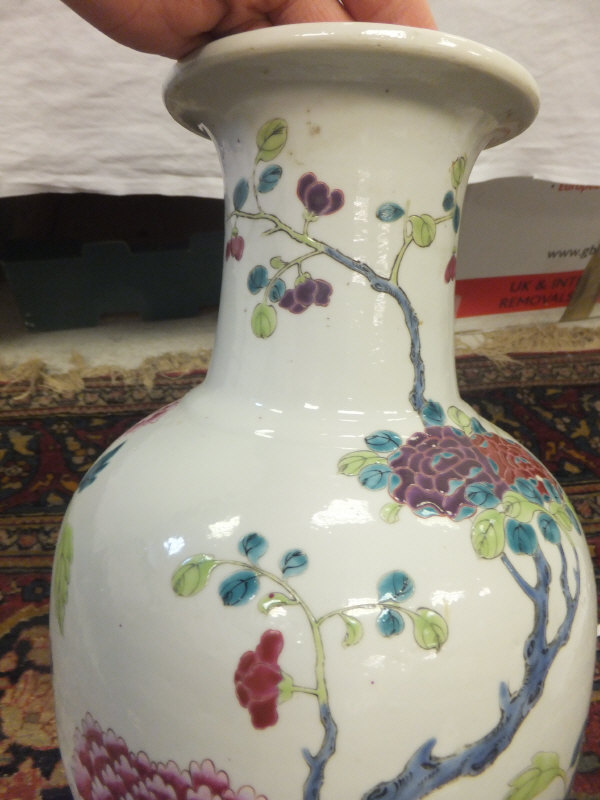 A large Chinese famille-rose baluster shaped vase decorated with peonies CONDITION - Image 3 of 4