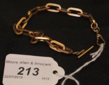 A 14 carat rose gold oval link bracelet with 9 carat yellow gold clasp,