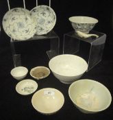 A collection of Tek Sing Cargo (1822) Chinese porcelain to include four bowls, two saucers,