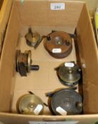 A collection of vintage fishing reels to include an Anderson of Dunkeld,