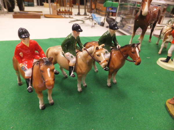 A Beswick figure of girl up on pony and various other figures on ponies and porcelain hunting - Image 9 of 19