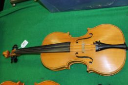 A maple violin by Stanley Doubtfire initialled and dated 2005 on label to interior