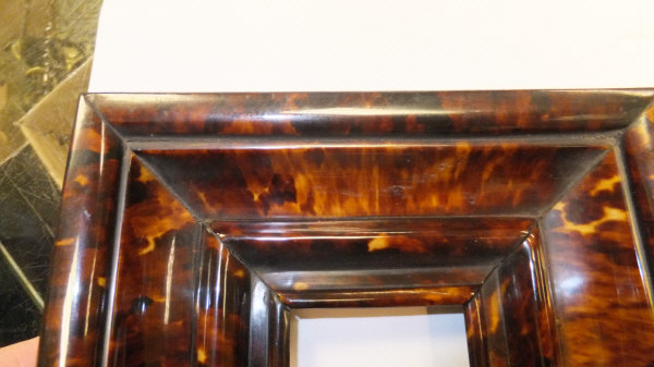 A box containing a tortoiseshell picture frame, 17.4 cm x 15. - Image 39 of 56