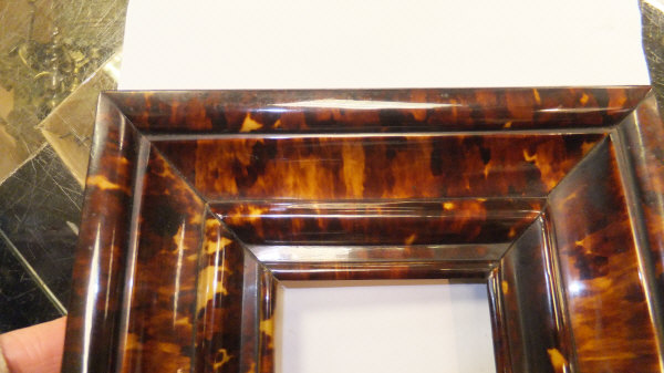 A box containing a tortoiseshell picture frame, 17.4 cm x 15. - Image 38 of 56