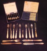 A cased set of six silver teaspoons (Birmingham, 1964),