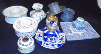 A collection of porcelain,