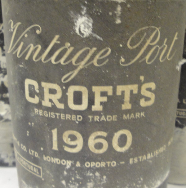 Crofts Vintage Port 1960 x 4 bottles (4) CONDITION REPORTS All four bottles are very