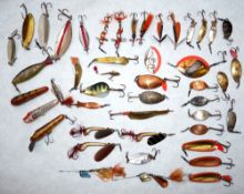 Abu lures: (50) Collection of approx. 50 Abu Sweden metal baits incl. Virveln spiral nickel/orange