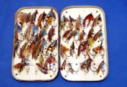 FLY BOX: Good black japanned salmon fly tin with internal ivorine boards, holding approx. 40 good