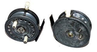 REEL: Bute Patent 35014 alloy Silex type casting reel, 4" diameter, twin white handles, 3 screw