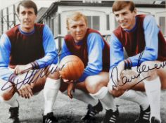 West Ham United Geoff Hurst and Martin Peters signed colour print depicting both players with