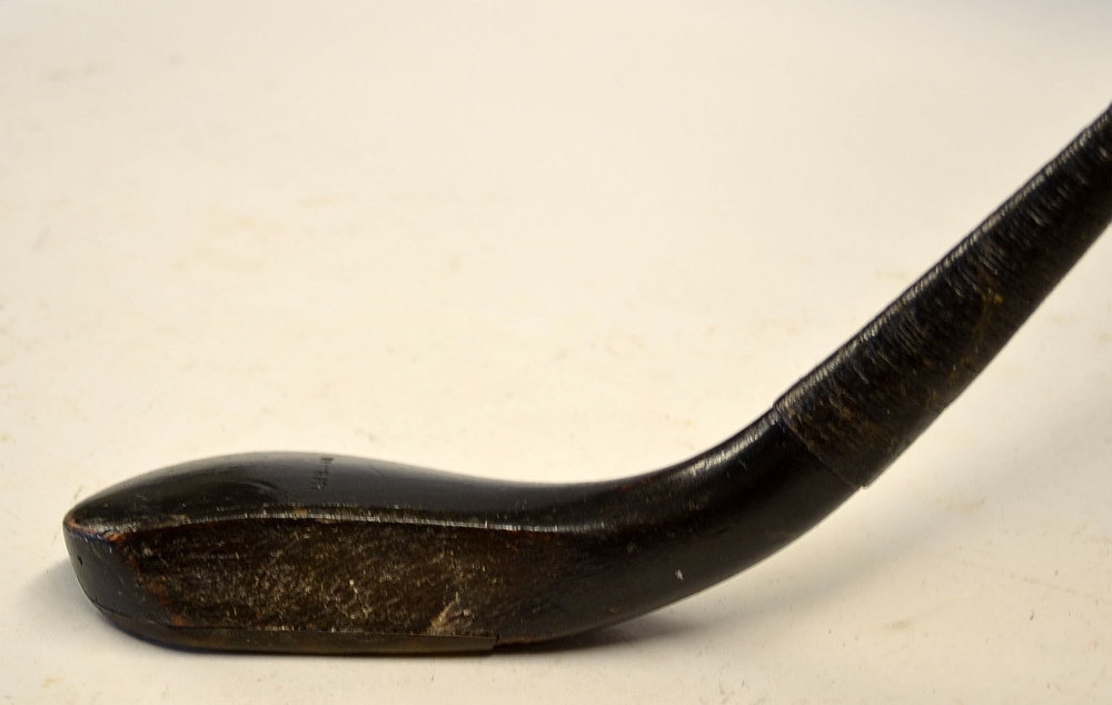 Early McEwan dark stained longnose beech wood hooked face grass driver c.1865 - the head measures - Image 3 of 4