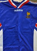 Signed Eric Cantona France Football shirt a replica shirt with no 15 to the rear, signed by
