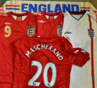 Football Shirts: England football shirt (No. 9 Rooney) (XL), Liverpool shirt (No. 20 Mascherano) (