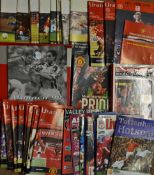 1998/99 Manchester United Treble Winning Season Football programme selection to include a complete