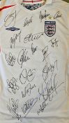 2006 England Signed Football shirt signed by Rooney, Gerrard, Beckham, Ferdinand, Cole, Owen,