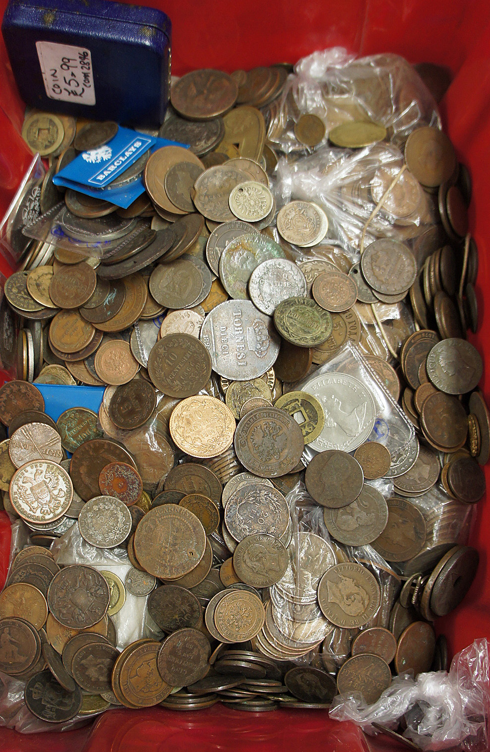 Large Quantity of Copper Coins to include British Pennies, Half Pennies, t/w European coinage from