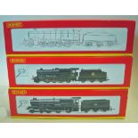 00 Gauge Hornby Locomotive R2234 King Class King William IV, R2395 Class 8F weathered 48119 and