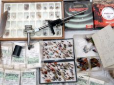 ACCESSORIES: Veniard swivel head fly tyer's vice with table clamp, various boxes of trout, sea trout