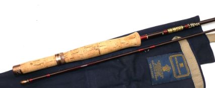 ROD: Hardy Deluxe 8'6" 2 pce carbon trout fly rod in as new condition, burgundy whipped guides, line