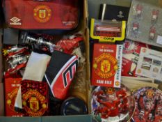 Assorted Manchester United football Ephemera to include money jar, football boot bag, Sir Matt Busby