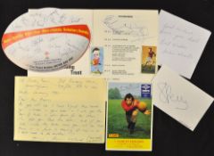 Collection of international rugby players signed cards, menu and letters to incl Gareth Edwards,