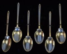 Set of 6 matching silver golfing teaspoons from the1930's onwards - all fitted with golf club