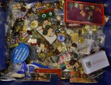 Assorted Box of Football Pin and Lapel badges a quantity of mixed badges, teams include Leeds