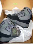 WADING BOOTS: Pair of Orvis Access wading boots, size UK 9, rubber soles, lace front, brand new,