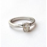 IMPRESSIVE DIAMOND SOLITAIRE RING