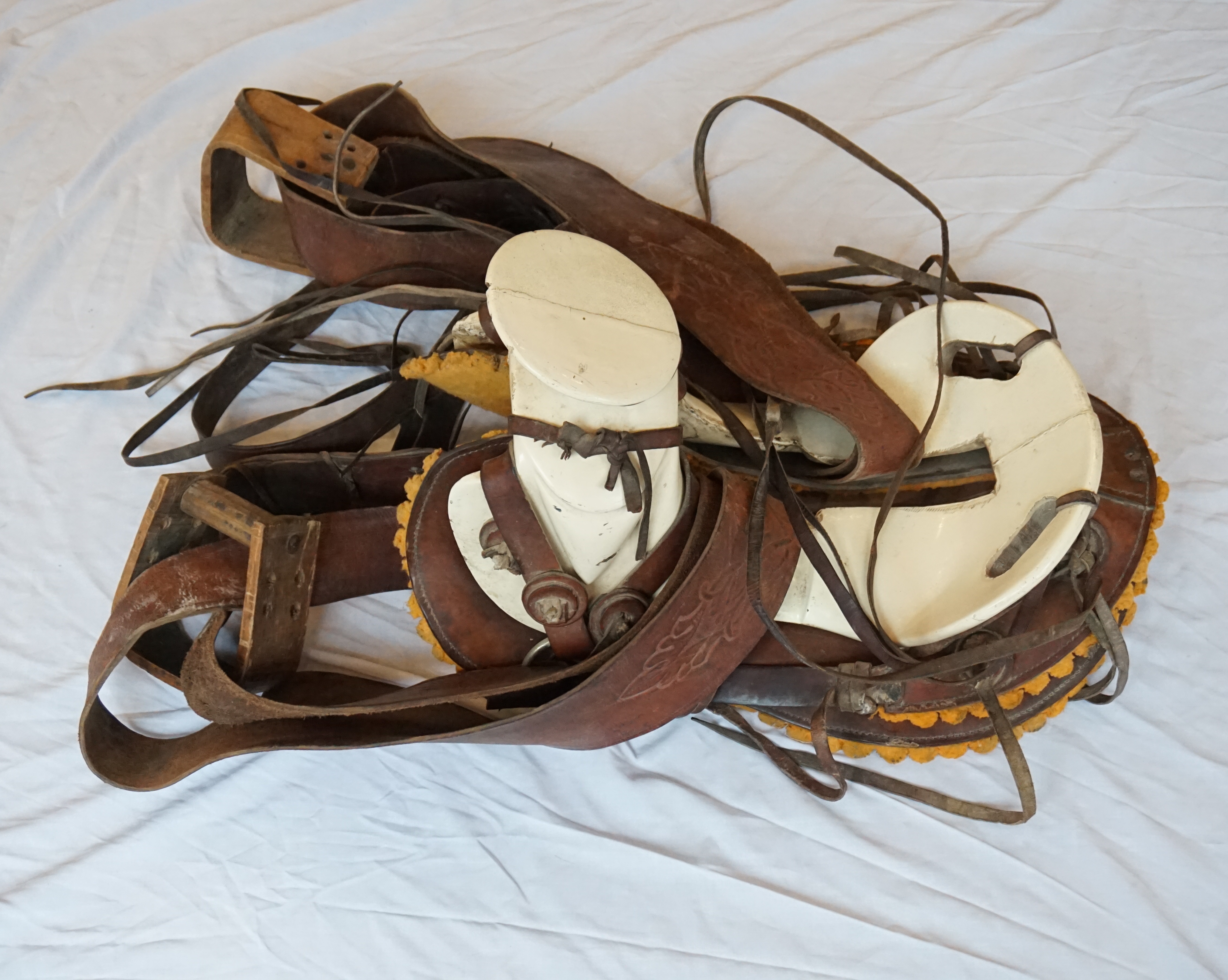 VINTAGE SPANISH HORSE SADDLE