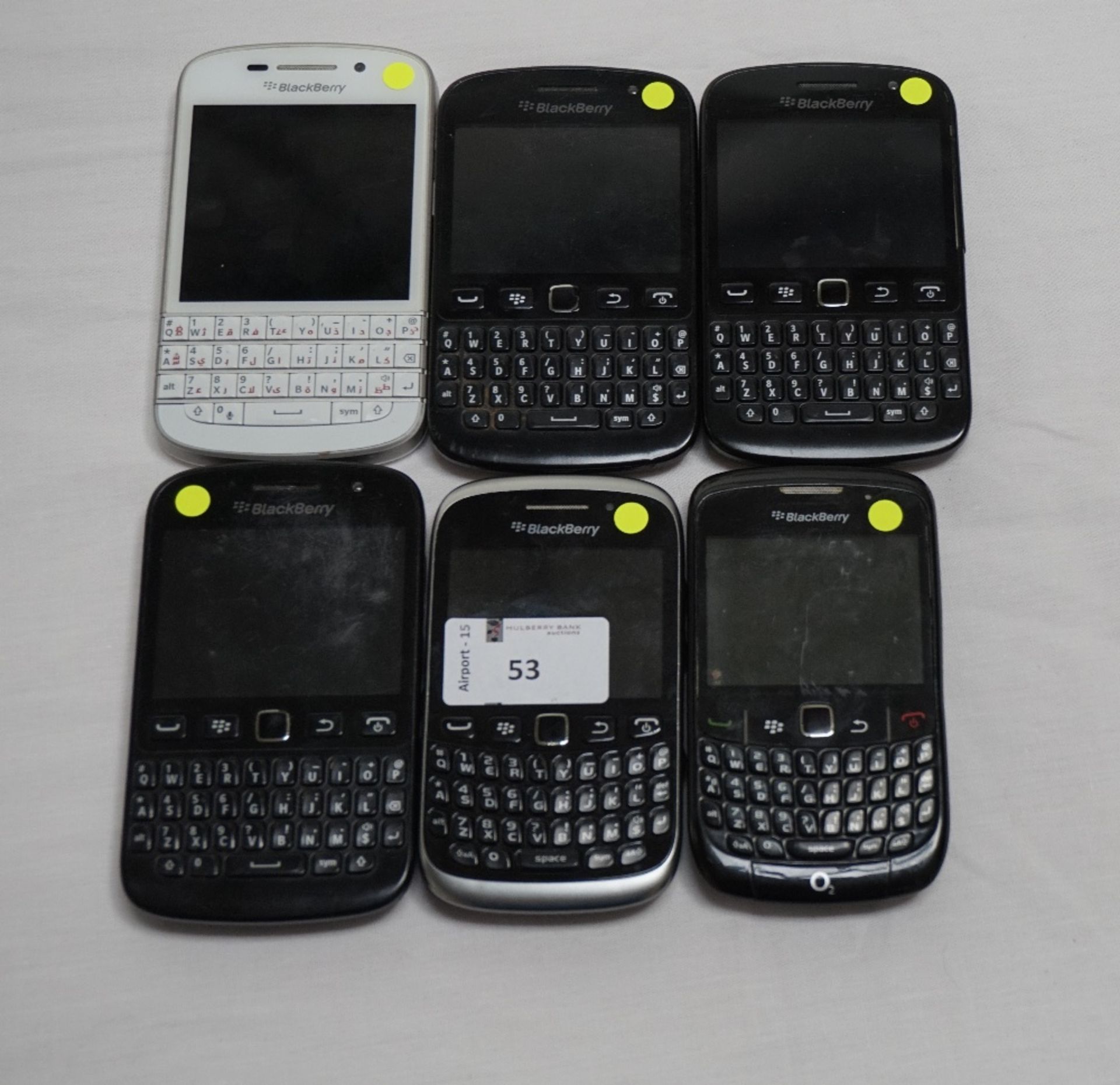 SELECTION OF SIX BLACKBERRY MOBILE PHONE