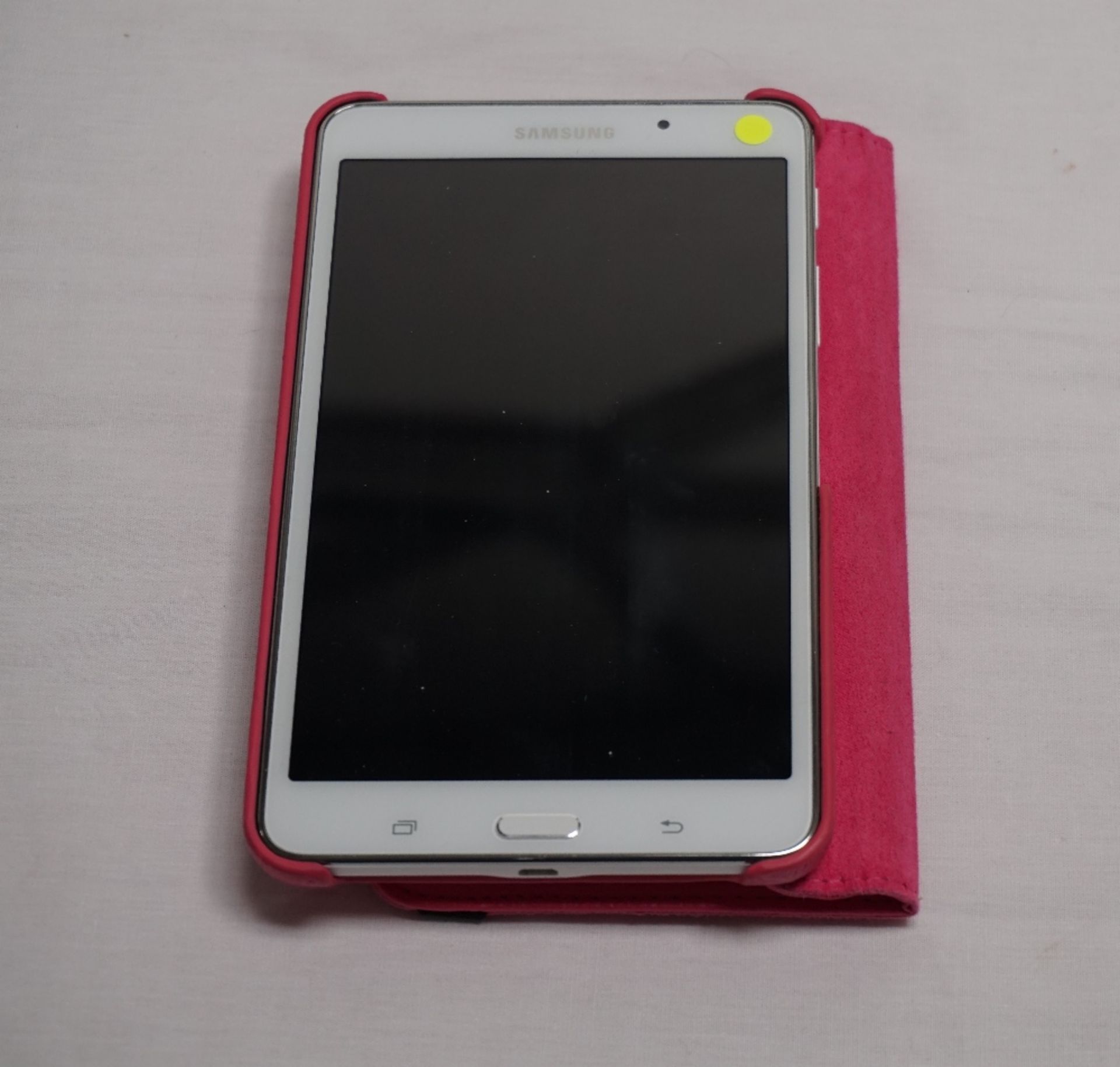 SAMSUNG GALAXY TAB 4 7.0" TABLET