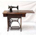 SINGER TREADLE SEWING MACHINE