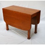 LARGE OAK DROP FLAP GATE LEG TABLE