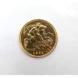 ELIZABETH II GOLD HALF SOVEREIGN COIN dated 1982