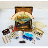 LOT OF MIXED SMALL COLLECTABLES including Parker and Sheaffer pens, mother of pearl card case,