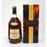 HENNESSY V.S.O.P. PRIVILEGE COGNAC Matured for a minimum of 4 years in Limousin Oak. 1 Litre.