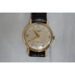 Longines 18ct gold 1960s gent's wristwatch with separate seconds dial