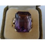 9ct gold emerald cut amethyst dress ring, size K/L