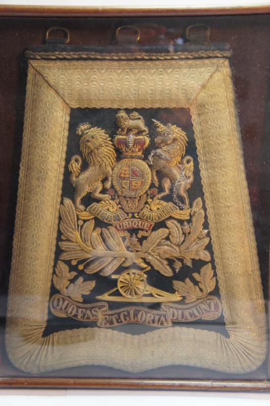 19thC framed and cased Royal Artillery sabretache in good condition. 36 x 29cm case - Image 3 of 4