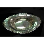 GV silver bonbon dish of pierced oval form, Birmingham 1922. 5ozt