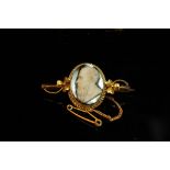 15ct gold brooch set with hardstone cameo in fitted case