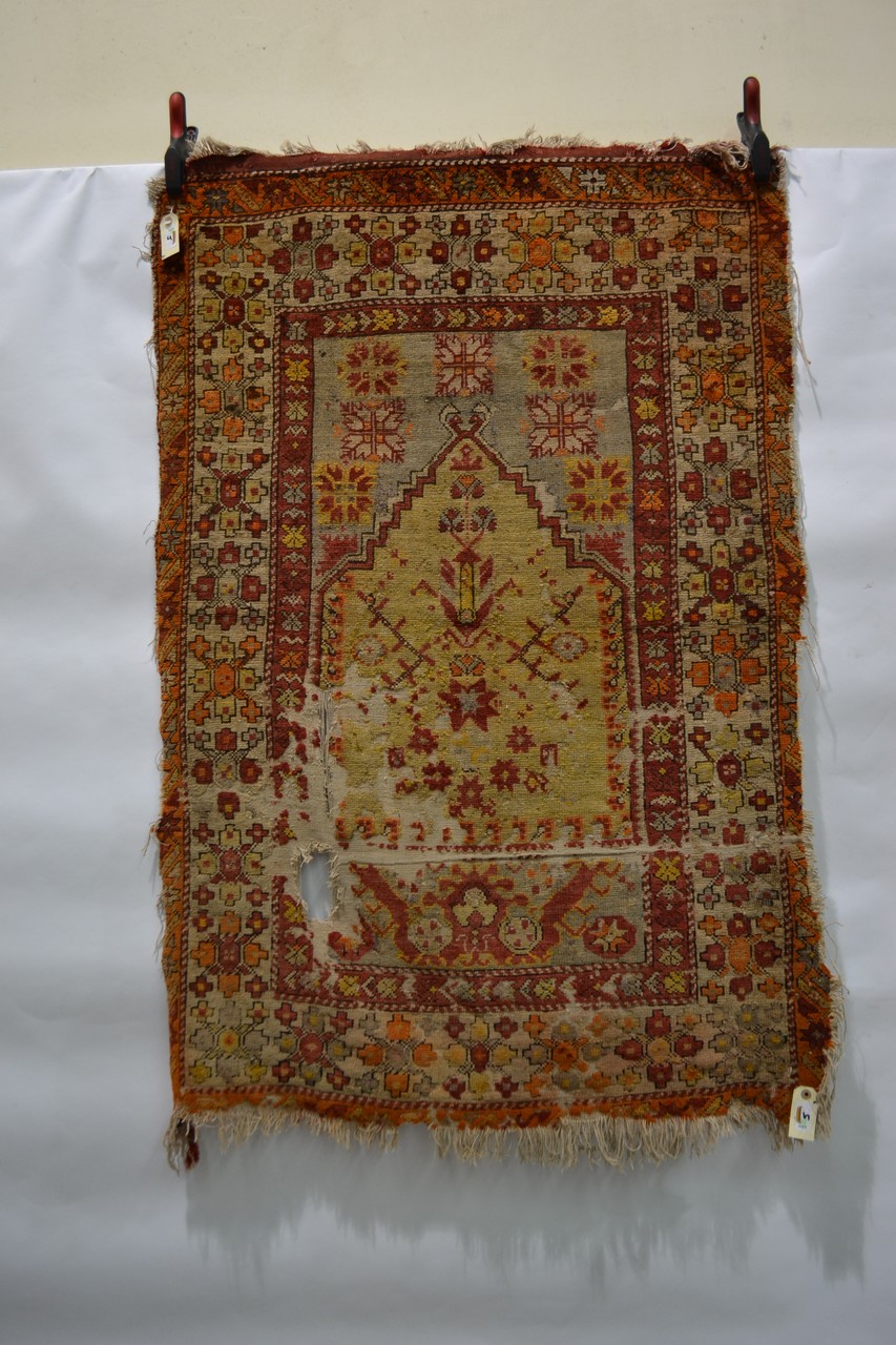 Uzbek felt rug, Uzbekistan, first half 20th century, 8ft. 4in. x 5ft. 6in. 2.54m. x 1.68m. Small - Image 9 of 12