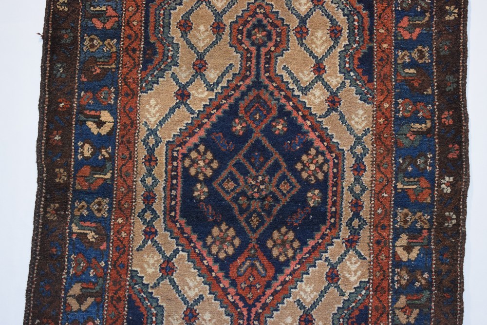 Attractive Sarab rug, Hamadan area, north west Persia, circa 1920s, 6ft. 6in. x 3ft. 9in. 1.98m. x - Image 5 of 8