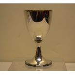 A George III silver wine goblet, the bowl gilded inside, on a reeded edge stem foot. 5.5in (14cm)
