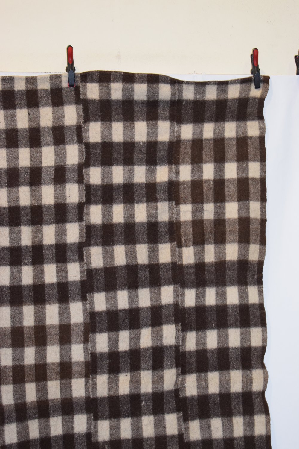 Anatolian felted wool cover in natural brown and cream chequered design, mid-20th century, 8ft. 3in. - Image 3 of 7