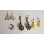 Three pairs of earrings and a paste set crescent brooch (7)