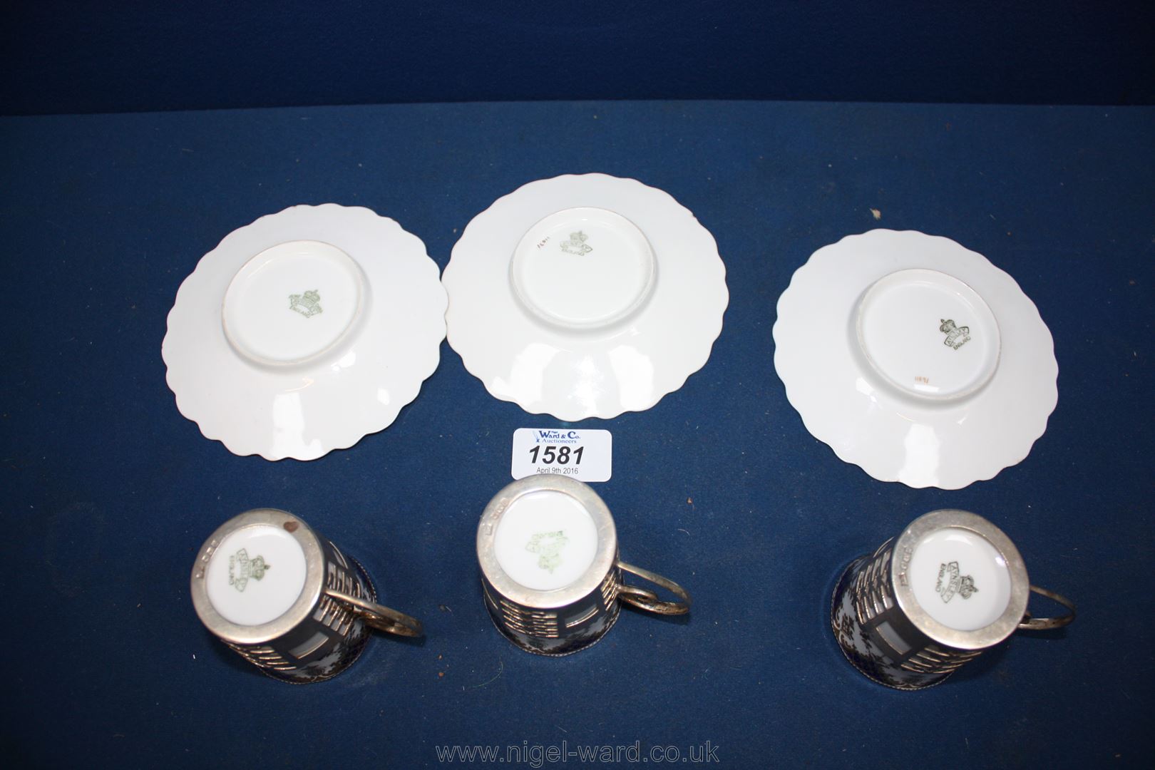 Three Aynsley coffee Cans and saucers, in solid silver holders, 1925, Sheffield. - Image 3 of 3